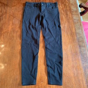 Joe’s Jeans Cropped Jeans in Size 24